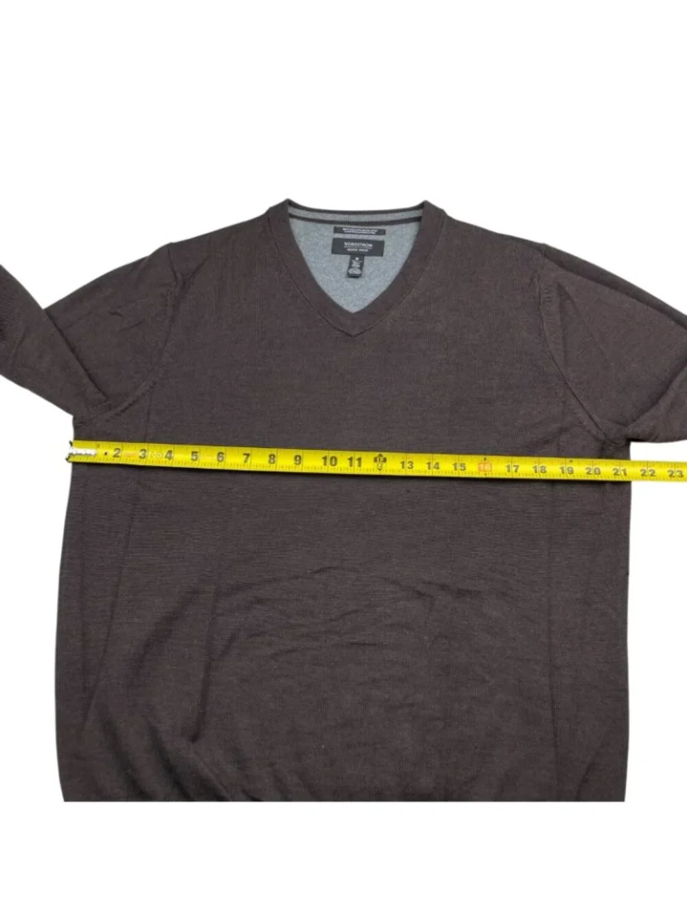 Nordstrom Men's 100% Wool V-Neck Pullover Sweater Brown • Medium_5